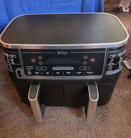 Ninja DZ550 Foodi 10 Quart 6-in-1 DualZone Smart XL Air Fryer with 2 Independent Baskets Smart Cook Thermometer for Perfect Doneness Match Cook And Smart Finish to Roast Dehydrate And More BLACK